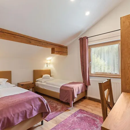 Beautiful, Very Spacious Holiday In The Hohe Tauern National Park In Carinthia Holiday home