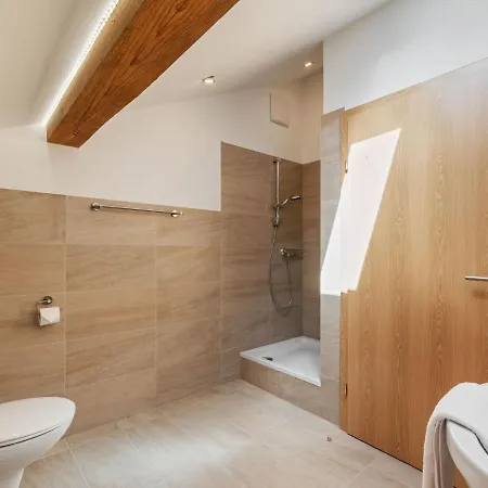 Beautiful, Very Spacious Holiday In The Hohe Tauern National Park In Carinthia Rangersdorf