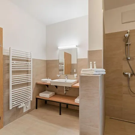 Beautiful, Very Spacious Holiday In The Hohe Tauern National Park In Carinthia Holiday home Rangersdorf