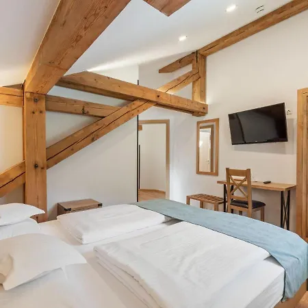 Beautiful, Very Spacious Holiday In The Hohe Tauern National Park In Carinthia Rangersdorf